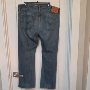 Levi's Men's Faded Blue Straight Jeans